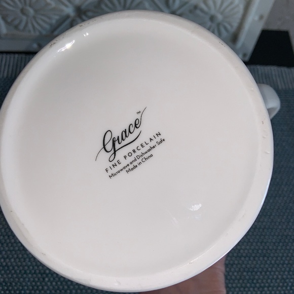 Shabby Floral Pitcher - New without Tags - Picture 7 of 7